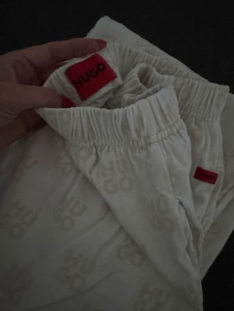 HUGO BOSS Trainerhosen gemustert  Weiss Gr. S