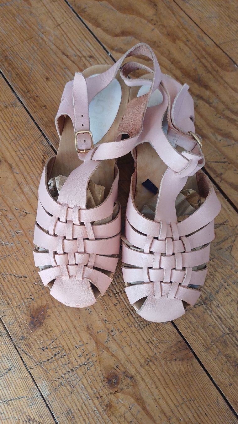 Scarpe da donna: sandales bois méduses – Usato da Vevey venduto da Veveybien