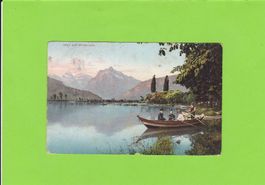 Idyll am Walensee-Ruderboot-belebt