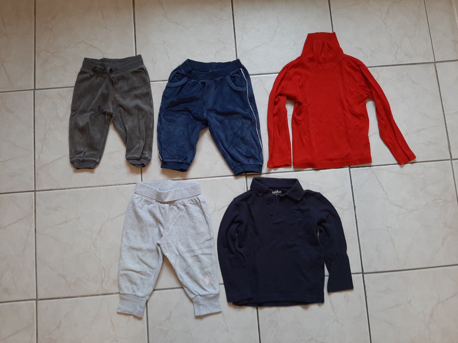 Lotti & Set di vestiti: Kleiderpaket gr 74-104 – Usato da Brissago venduto da lucabell 4