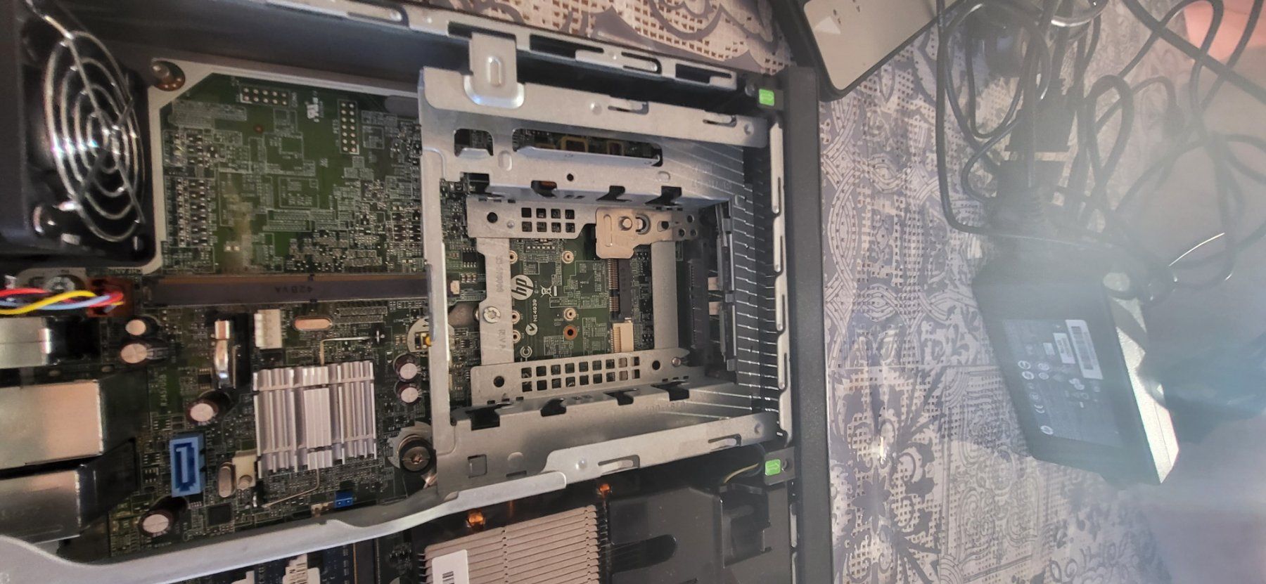 Hewlett Packard PC: HP Elite Desk 800 G1 USDT – Usato da Düdingen venduto da boascompras 3