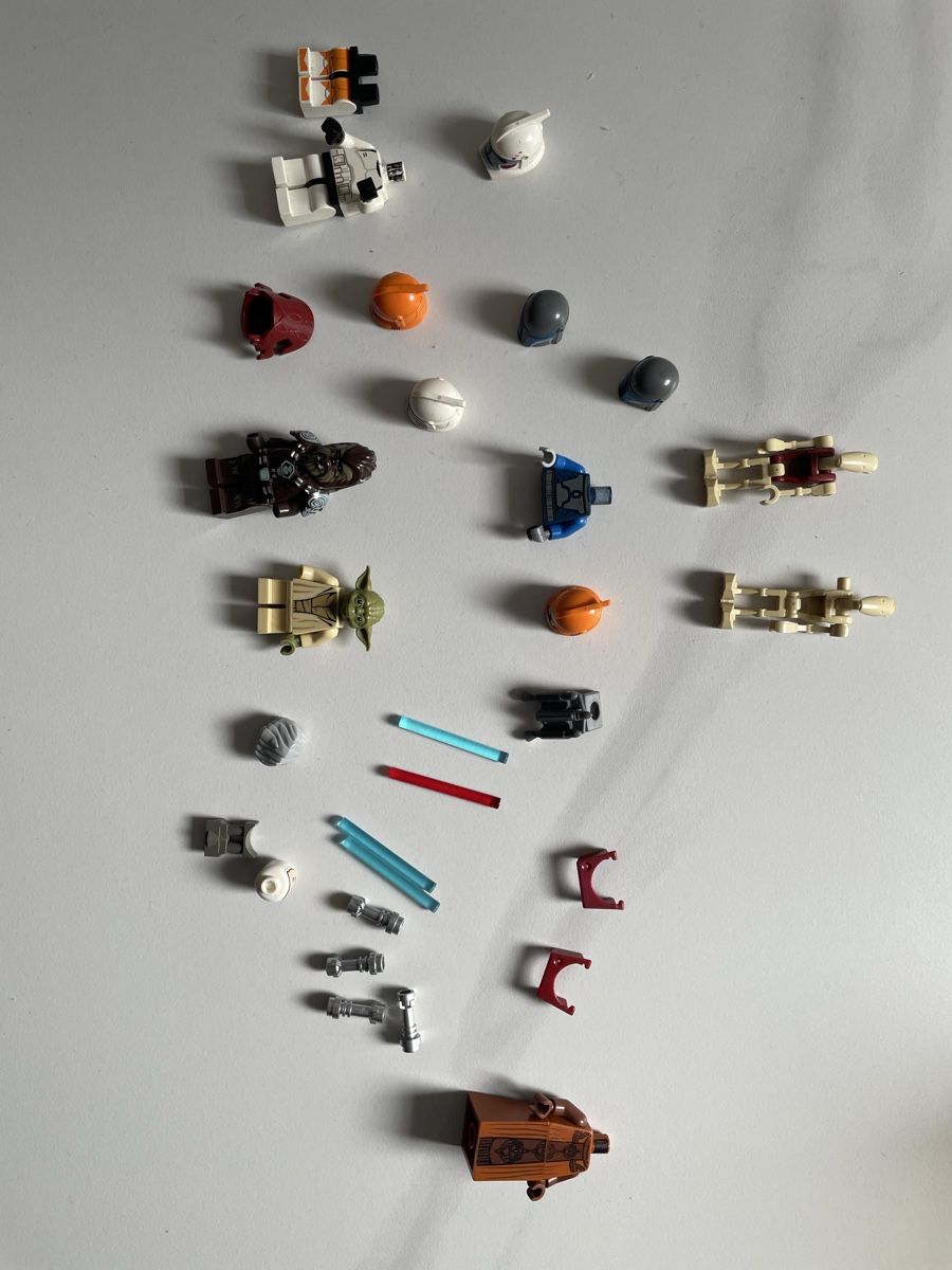 Lego Statuette: Lego Star Wars Mini Figuren Teile. – Usato da Lotzwil venduto da Jonas636