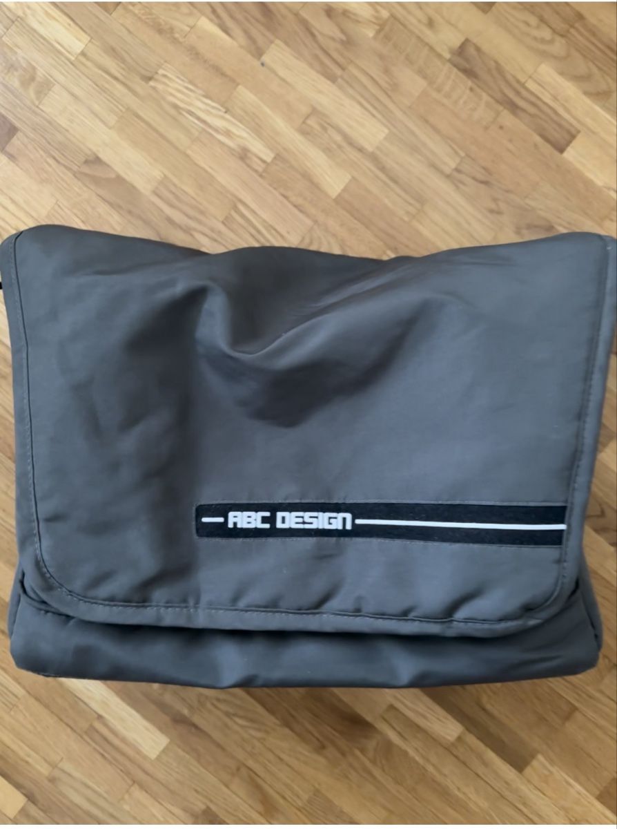 ABC Design Borse & Zaini: Sac à langer ABC Design gris pour bébé – Usato da Genève venduto da Aniella 1