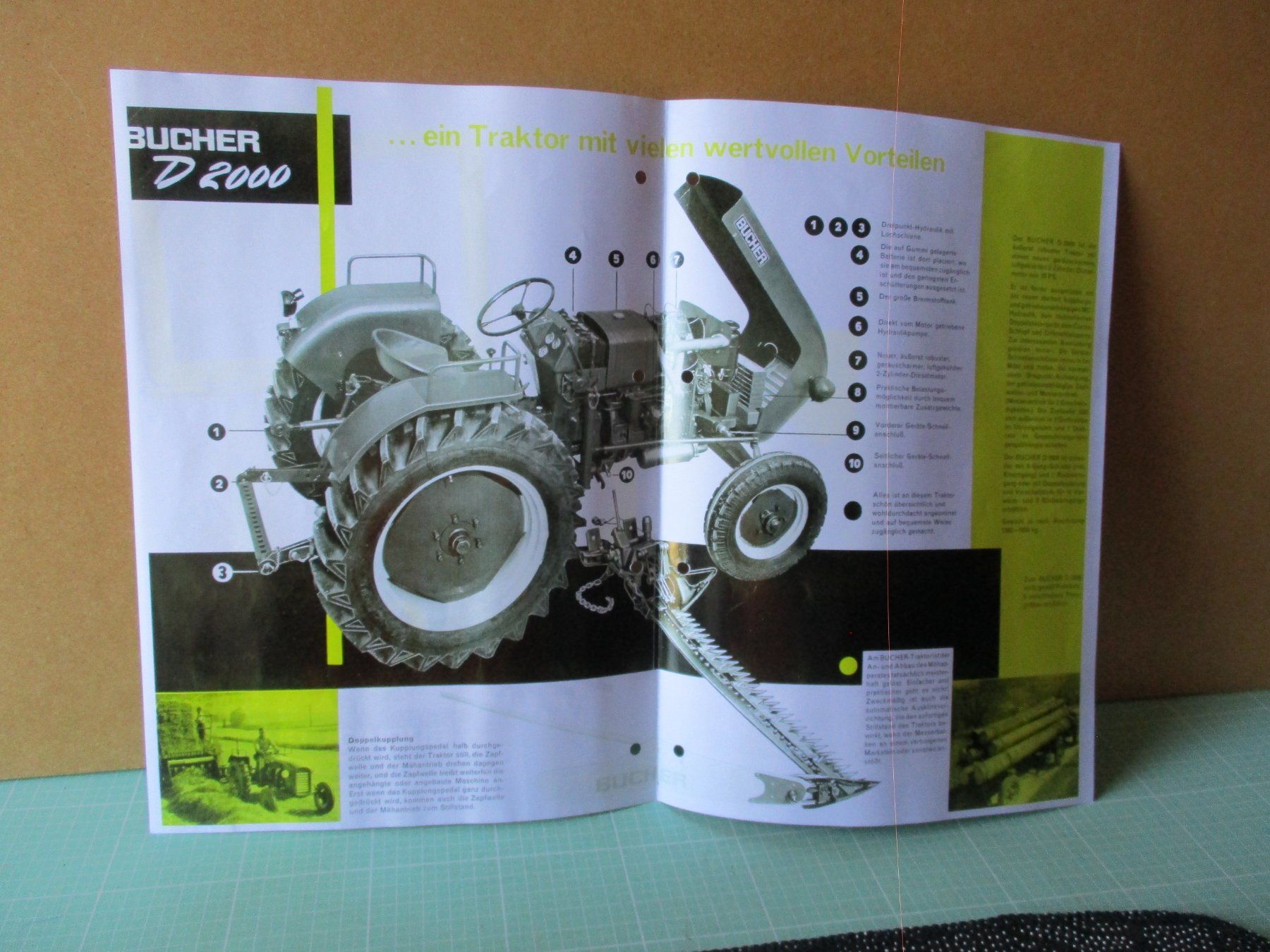 Bucher Documenti: Bucher D2000 Traktor Prospekt -  Reprint / Copy – Usato da Ottikon Gossau ZH venduto da hokuspokus 2