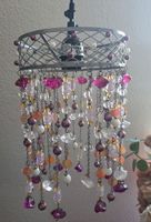 Bunte Lampe/Hängelampe mit Perlen und Dekoelementen 💡🌸