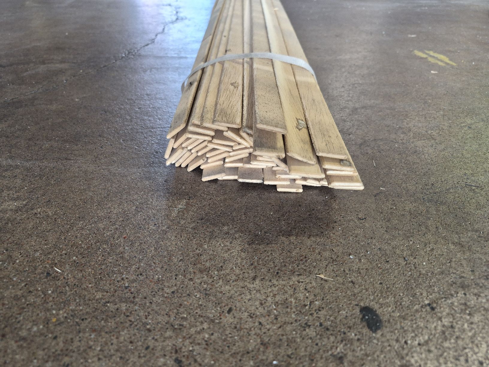 Articoli in legno: Holzplatten – Nuovo (secondo la descrizione) da Teufenthal AG venduto da ChT. 6