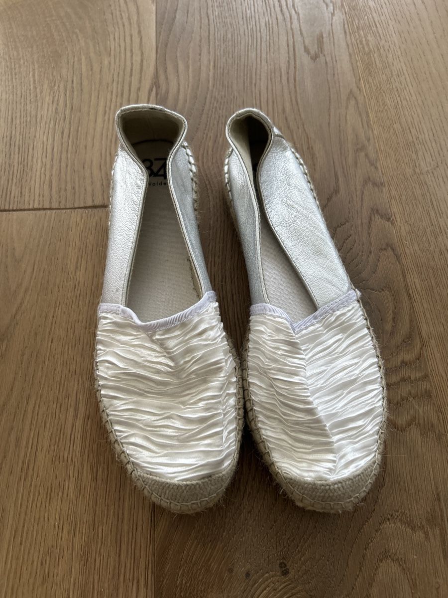 Scarpe da donna: Espadrilles/ Ballerina Grösse 40 – Usato da Fischbach- Göslikon venduto da Rommel