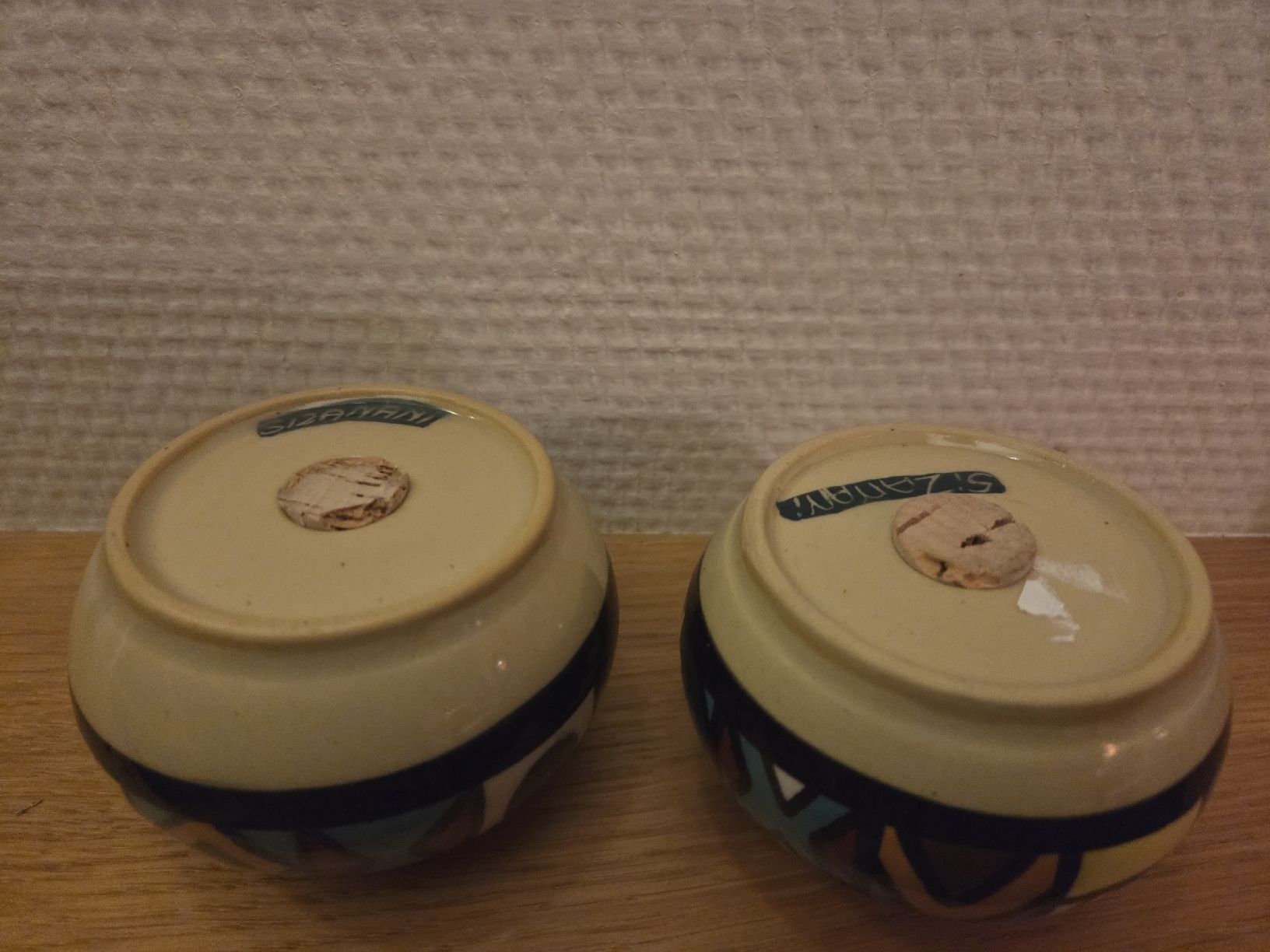 Set di piatti: Salz und Pfeffer Streuer – Usato da Bühler venduto da ros_5qfr 4