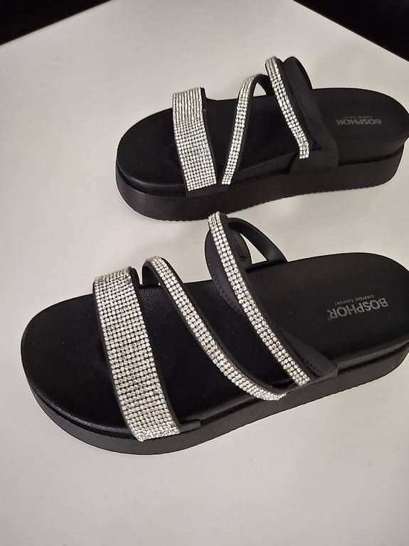 Scarpe da donna: schwarze Sohlen     Sandalen Nr.38 – Usato da Effretikon venduto da CorneliaM03