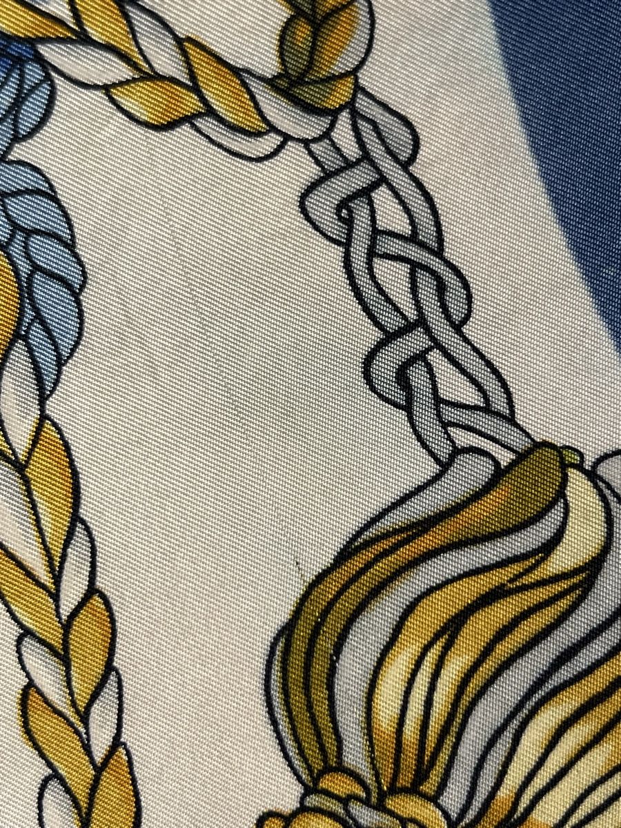 Hermès Foulard & Sciarpe: Carré Hermès, vintage – Usato da St-Pierre-Clages venduto da ste_xk6p 7