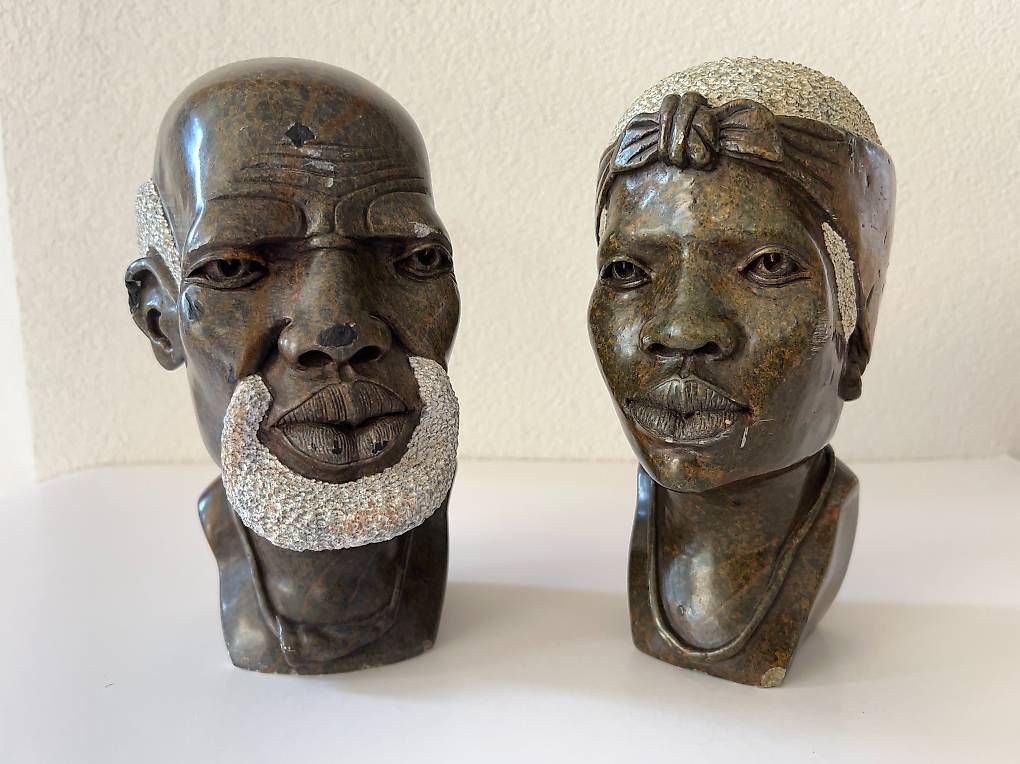 Sculture & Statue: Sculptures sur pierre – Usato da Ecublens venduto da achille1954