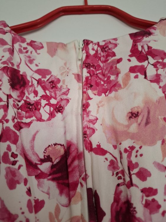 Orsay Vestiti: Orsay Sommerkleid mit Blumenmuster, Grösse 32, neuwertig – Usato da Emmen venduto da PrelovedPicks 3