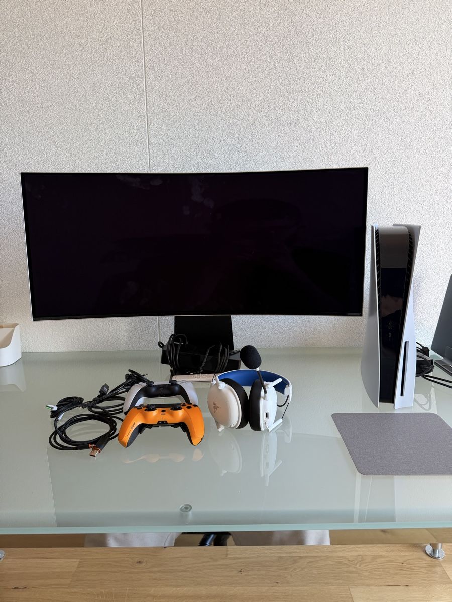 Sony Consoles: Ps 5 Gaming Setup – Neuf (Voir description) à Uznach par songoku759 1