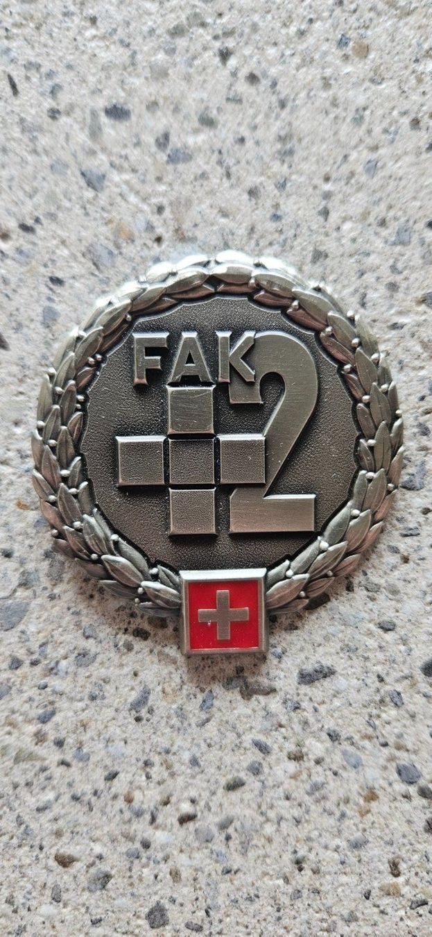 Schweizer Armee Placchette & Badge: *** Beretemblem Silber *** – Nuovo (secondo la descrizione) da Riedholz venduto da fr_sIruP