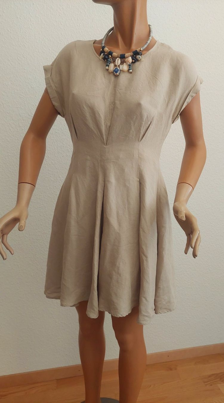 Max Mara Kleider: Robe d'été lin beige, élégante, confortable Max&Co Taille M – Gebraucht aus Genève von a_t_g5kq