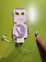 APPLE EarPods (Lightning Anschluss), In-ear Kopfhörer Weiss
