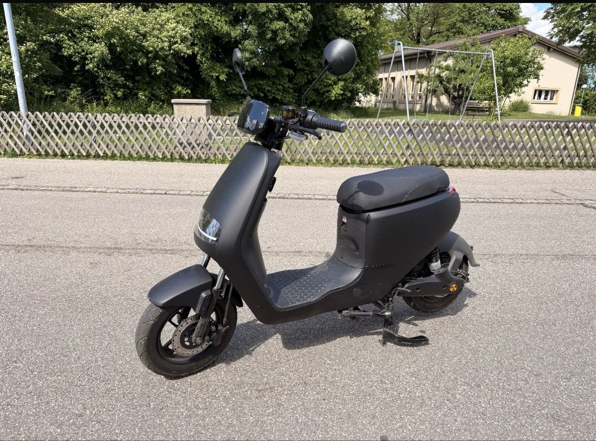 Scooter: VScooter e scooter 45KMH 124km roller – Nuovo (secondo la descrizione) da Grenchen venduto da Leonardo29