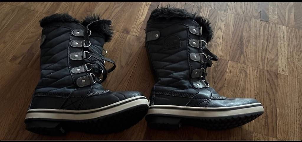 Chaussures garçon: Sorel Winterstiefel Gr. 32 – D'occasion à Zürich par sch_kqj7