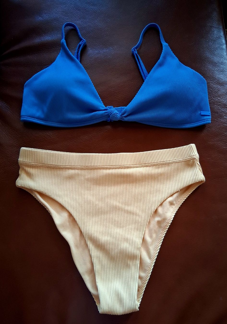 Roxy Costumi da bagno & Bikini: Roxy Bikini Gr. L/G Blau/Beige Gerippt  – Nuovo (secondo la descrizione) da Tamins venduto da LisaMorpurgo
