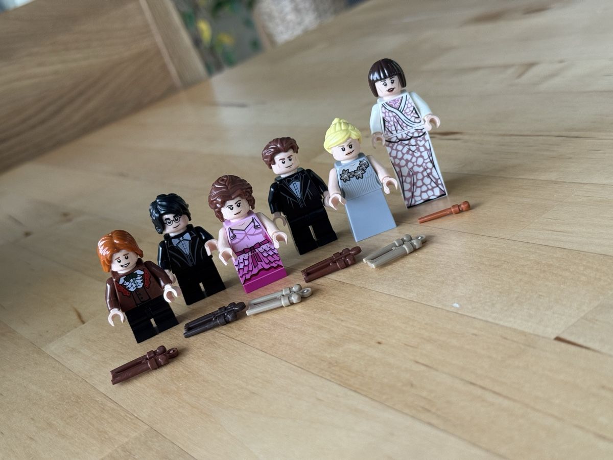 Lego Statuette: Lego Harry Potter 6 Minifiguren – Usato da Neuhausen am Rheinfall venduto da Laghi