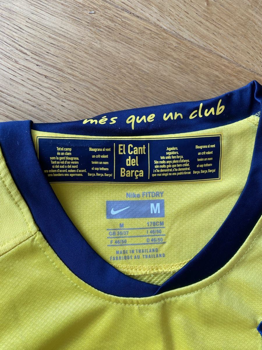 FC Barcelona Canottiere & Pantaloni: Messi Barcelona Trikot – Nuovo (secondo la descrizione) da Neuendorf venduto da rem_pdb5 2