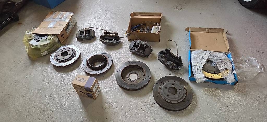 BMW Tutti pezzi di ricambio auto: Kit freins complet M3 e30 Gr.A – Usato da Apples venduto da mistral28 4