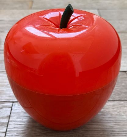 Eiswürfelbehälter Apfel, Kunststoff 1970