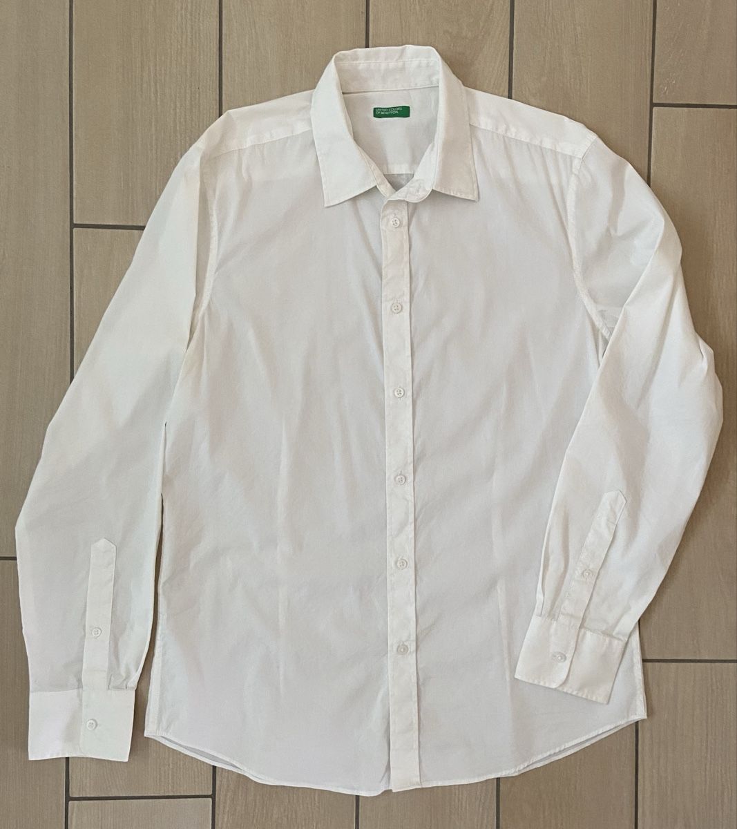 Benetton Camicie: Chemise Benetton blanche, 38 – Nuovo (secondo la descrizione) da Moutier venduto da chicboutique