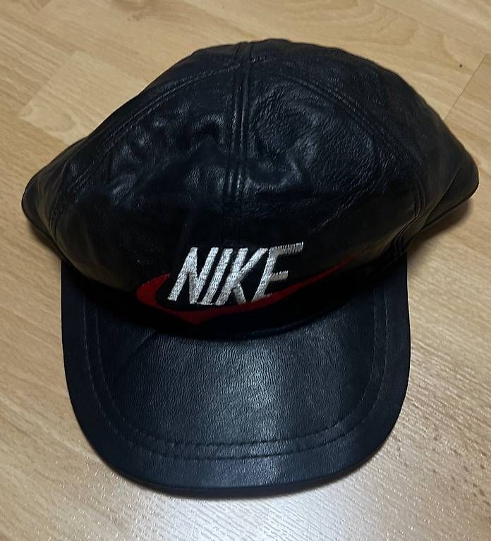 Nike Hüte, Mützen & Caps: Nike Kappe/Trucker Cap stylisch – Gebraucht aus Birr von alonso77