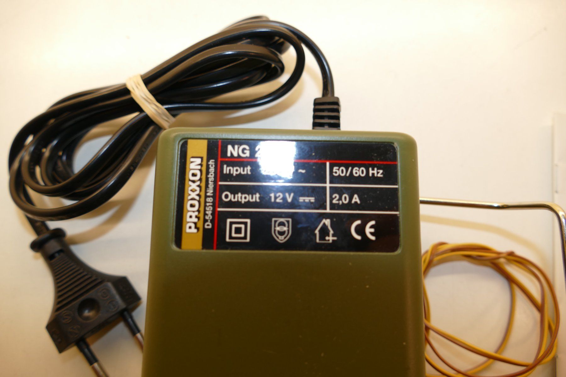 Modellini di ferrovie: Proxxon: Netzgerät NG2/S – Usato da Niederhasli venduto da rail-duerst 2