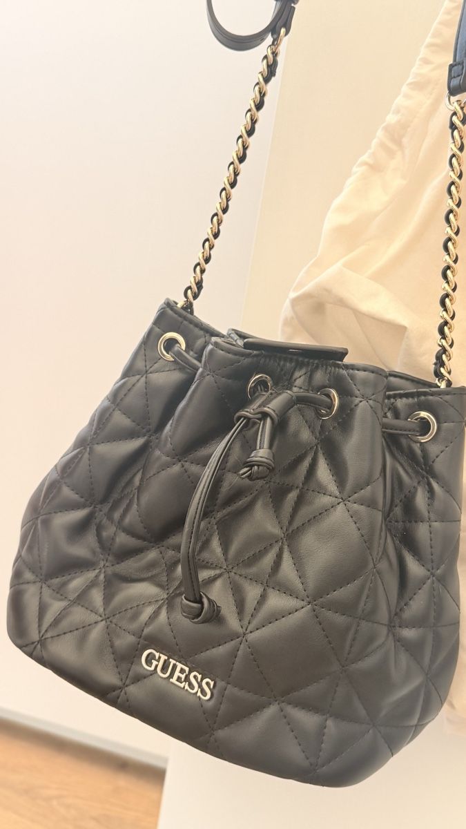 Borse da donna: Sac Guess – Nuovo (secondo la descrizione) da Chézard-St-Martin venduto da nel_269s 1