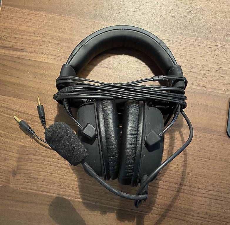 Casques audio: QPAD QH-90 Gamer Headset – D'occasion à Bachenbülach par Fortune