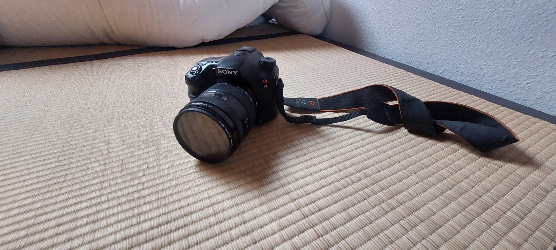 Sony Appareil photo: Sony a77 i Spiegelreflexkamera – D'occasion à Aeschi SO par Mr.Cornrows 4