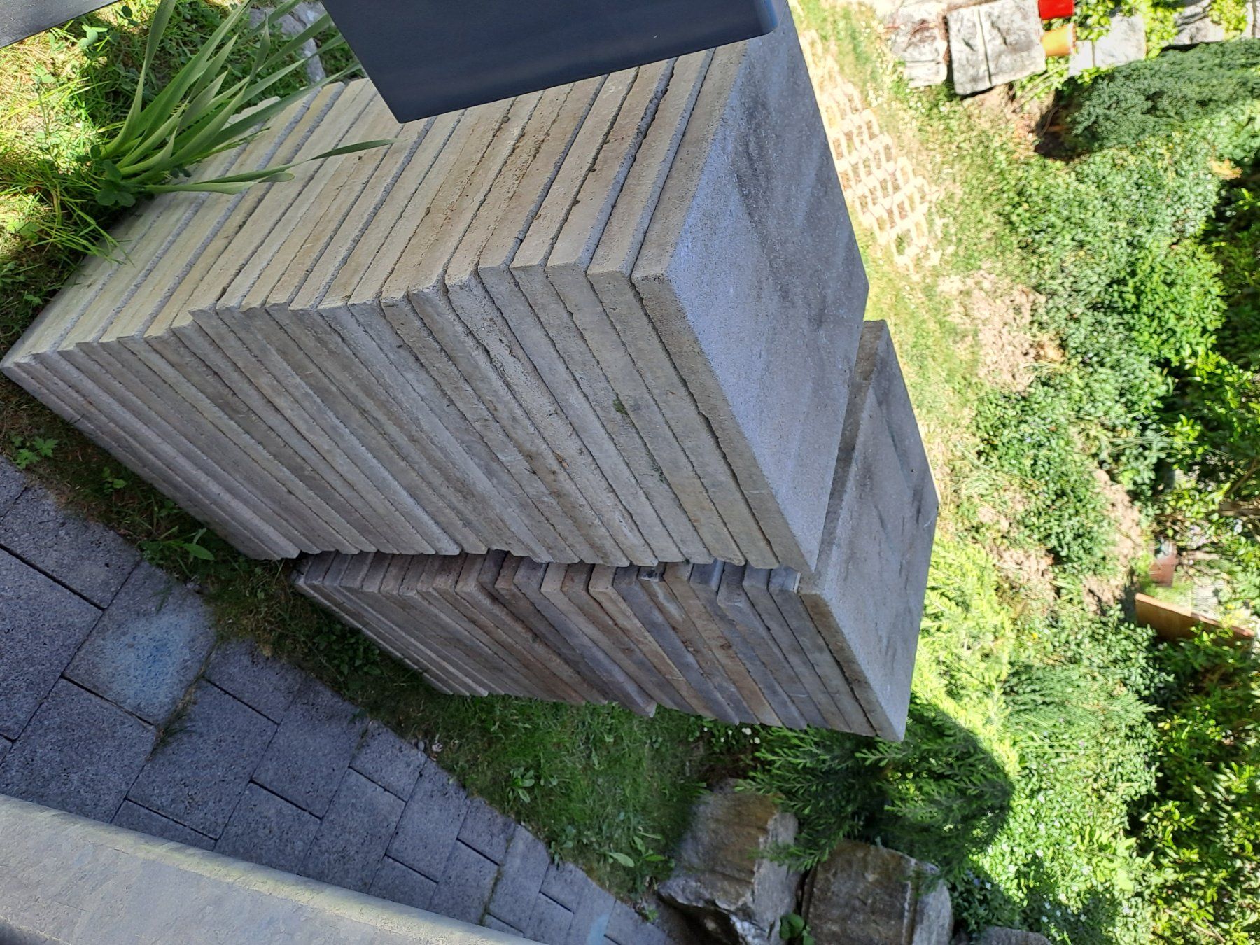 Bodenbeläge: Gartenplatten/Beton 40X40 – Gebraucht aus Wynau von TANJAJANTIM90 1