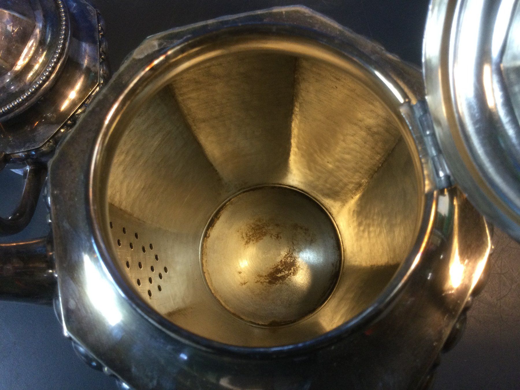 Set di piatti: Gebrauchtes Versilbertes Tee- und Kaffeeservice – Usato da Wangen SZ venduto da kuriosum12 3