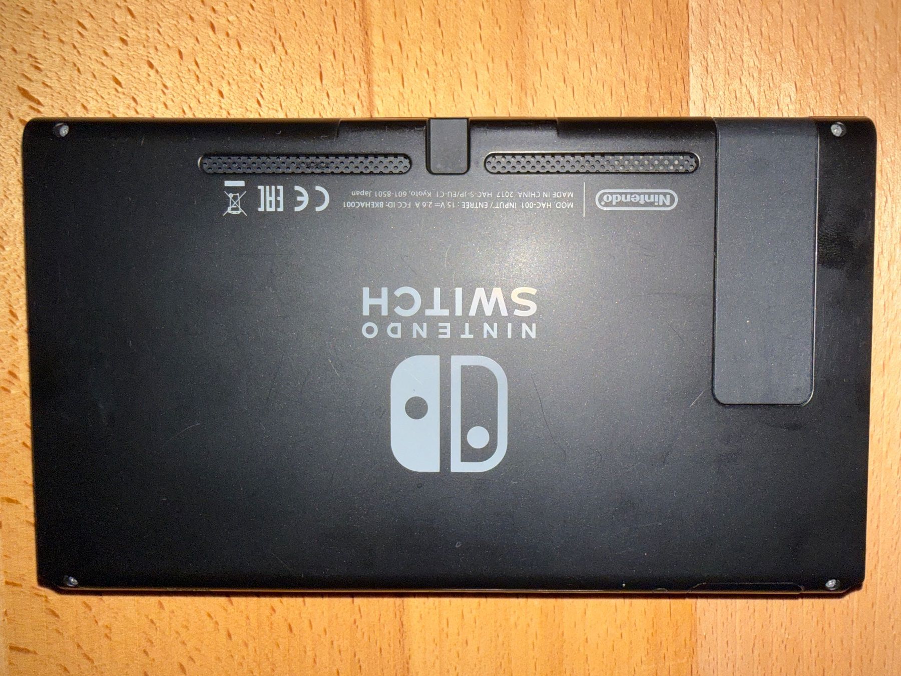 Nintendo Console: Nintendo Switch Konsole schwarz guter Zustand – Usato da Spreitenbach venduto da Jesset