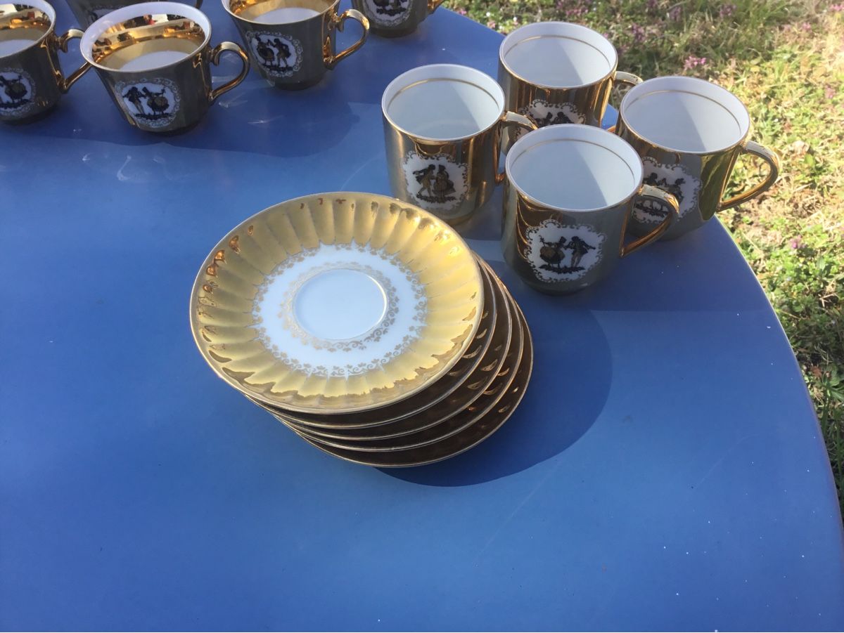 Set di piatti: Service thé – Usato da Etoy venduto da met_78tg 1