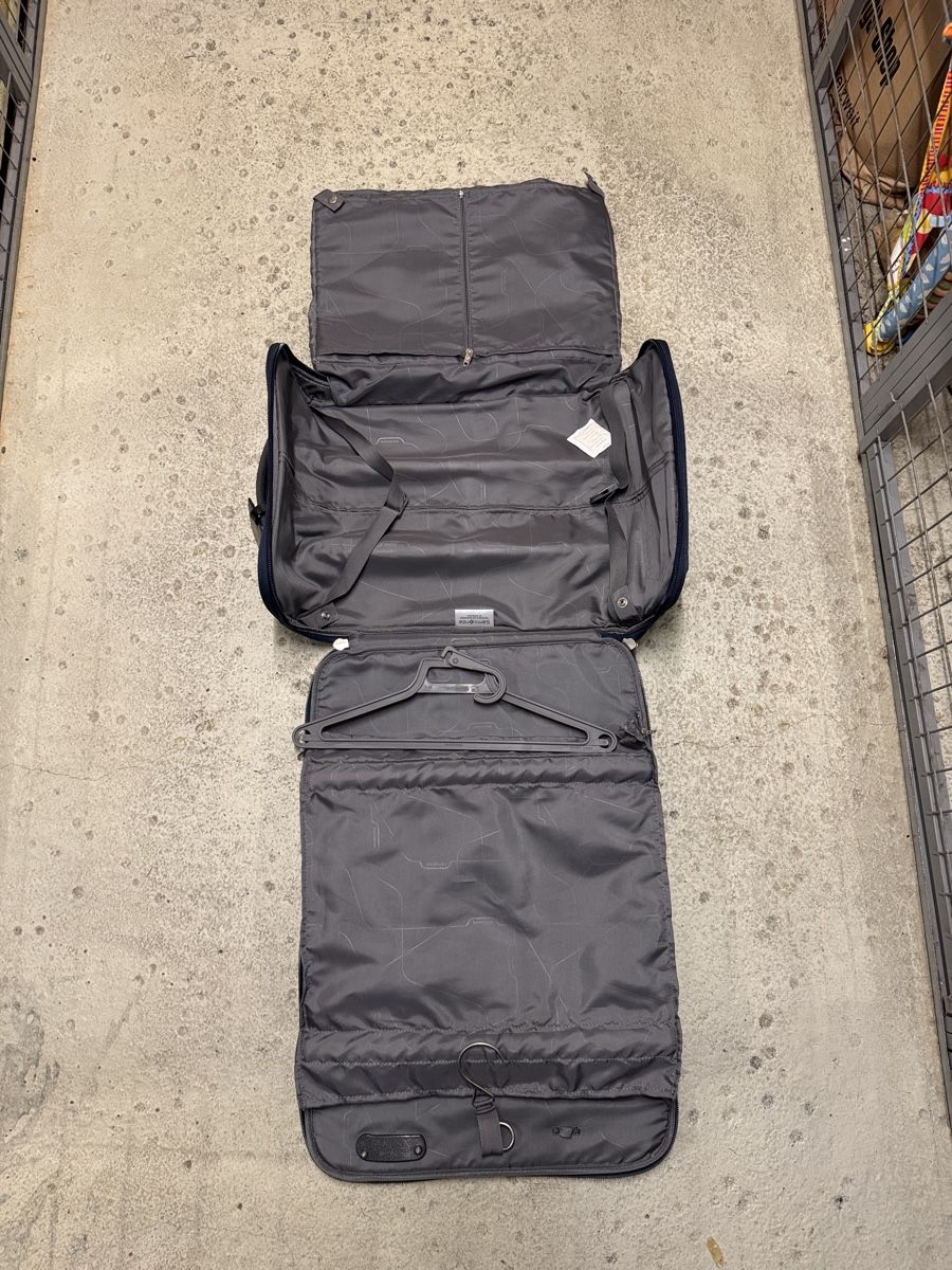 Samsonite Valigie: Samsonite Reisekoffer mit integriertem Kleidersack – Usato da Zürich venduto da dodoL84 5
