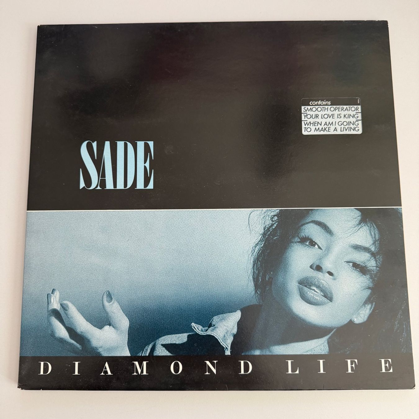 Dischi in vinile: Sade - Diamond Life (LP) – Usato da Nänikon venduto da marcusg70