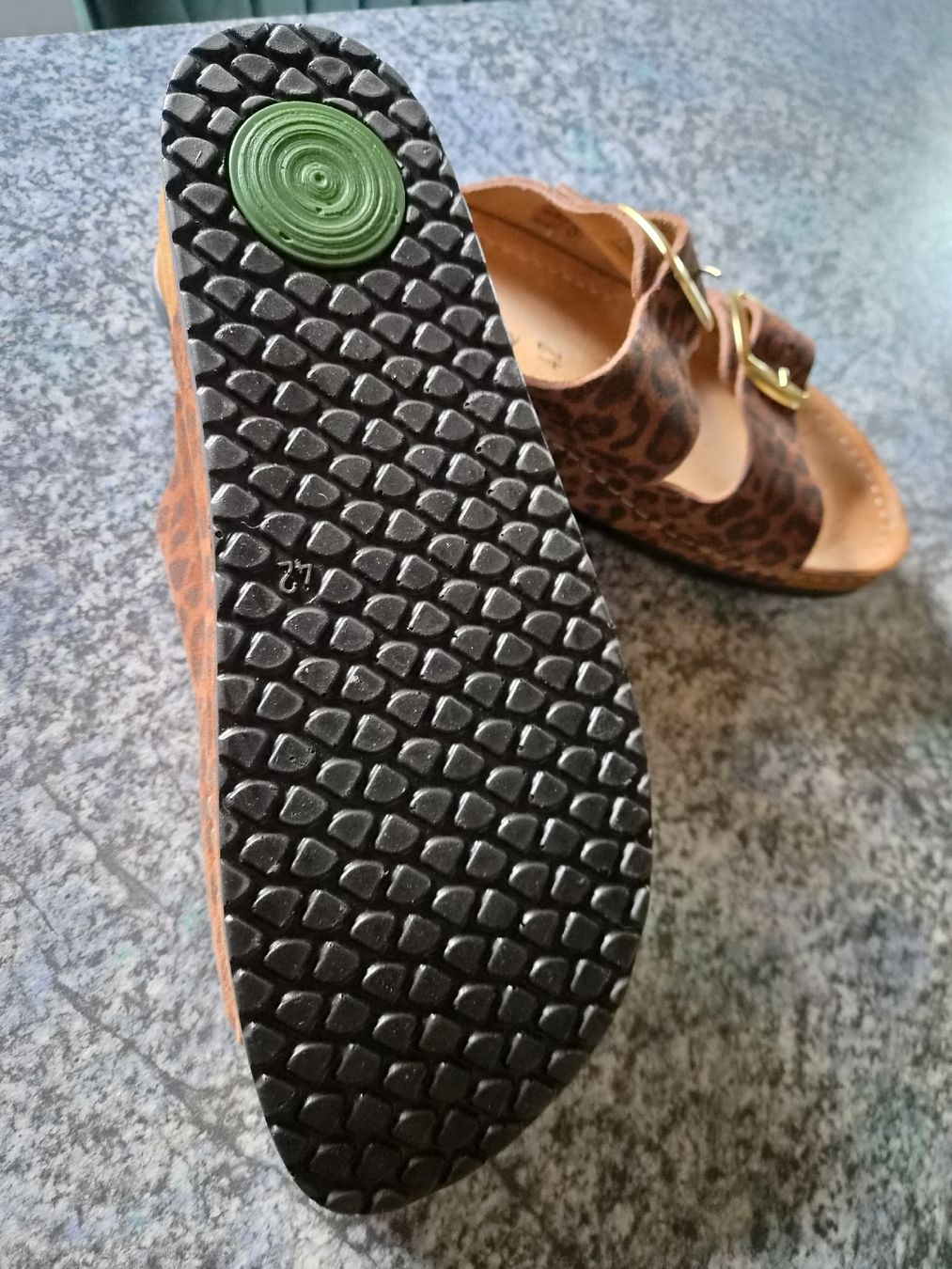 Scarpe da donna: Sandalen Gr.42 neu – Nuovo (secondo la descrizione) da Schleitheim venduto da cabrio58 1