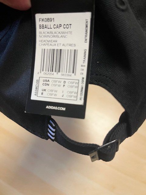 Adidas Copricapi, berretti & cappellini: Schwarze Adidas Cap OSFW/ Basecap / Mütze  Dächlikappe - Neu – Nuovo (secondo la descrizione) da Uster venduto da Subi7 1