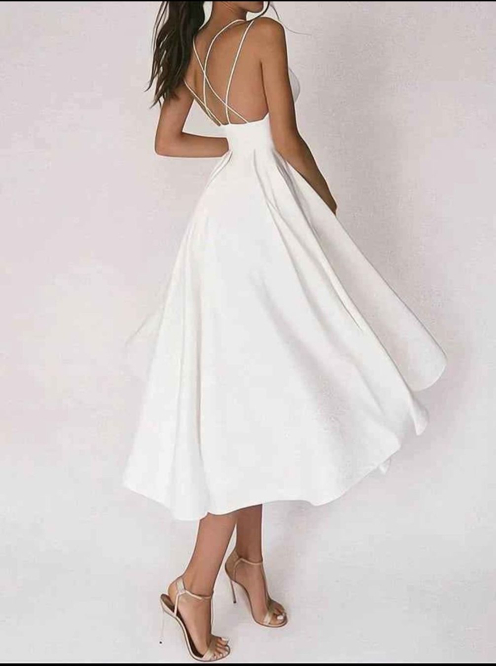 Kleider: Elegantes weisses Kleid – Neu (gemäss Beschreibung) aus Schönenwerd von mlu89