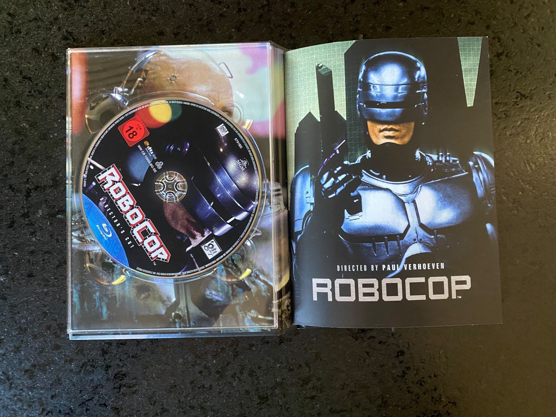 Tutti i DVDs: RoboCop Mediabook Blu-ray + DVD Sehr Gut – Usato da Schmitten FR venduto da FilmRarities 4