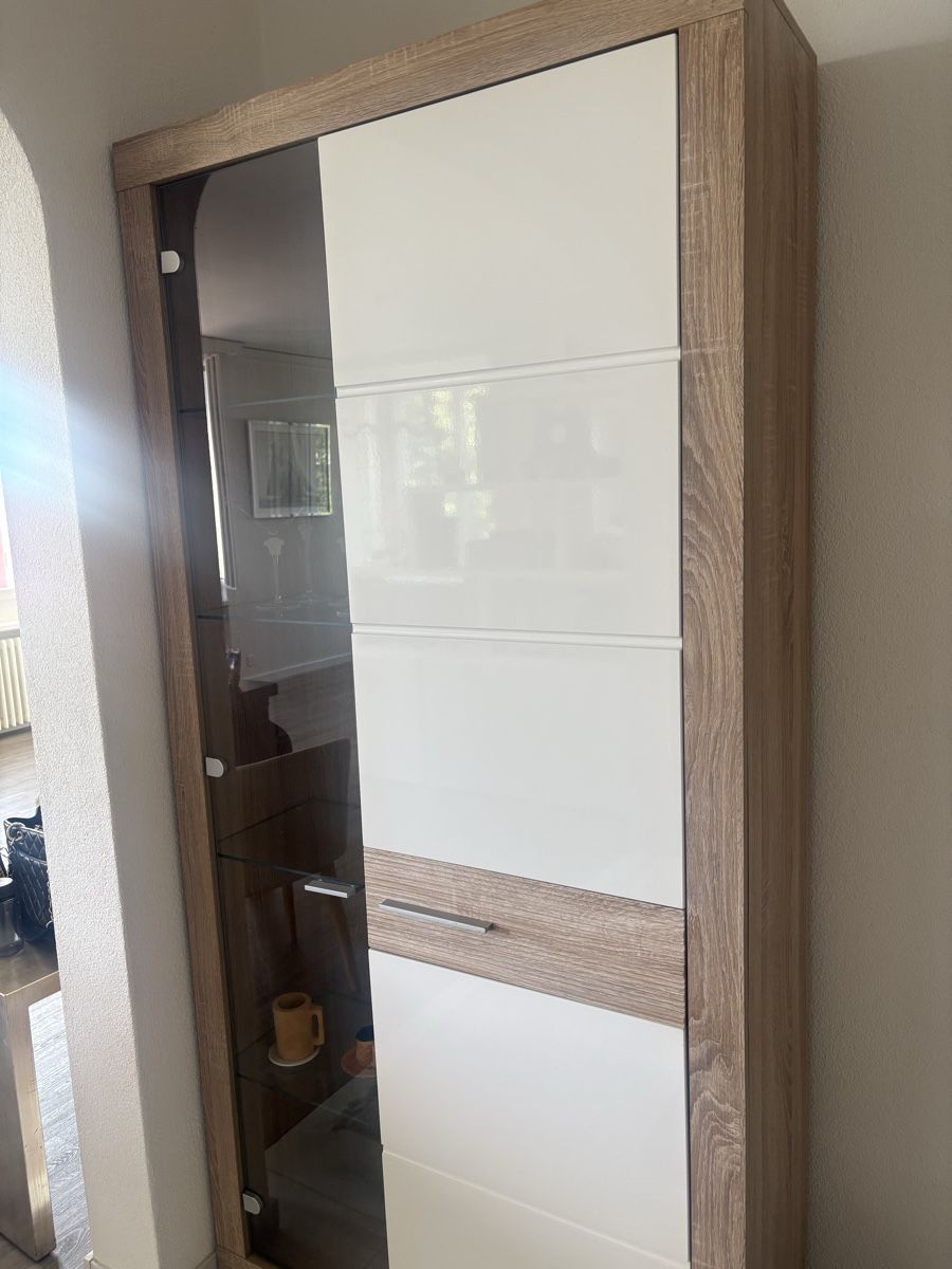Conforama Vitrinen: Vitrine Kommode braun weiss  – Gebraucht aus Kilchberg ZH von ros_9x58 1