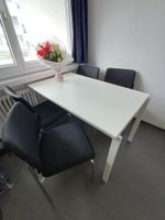Tisch mit 4 Stühlen für die Küche oder das Esszimmer