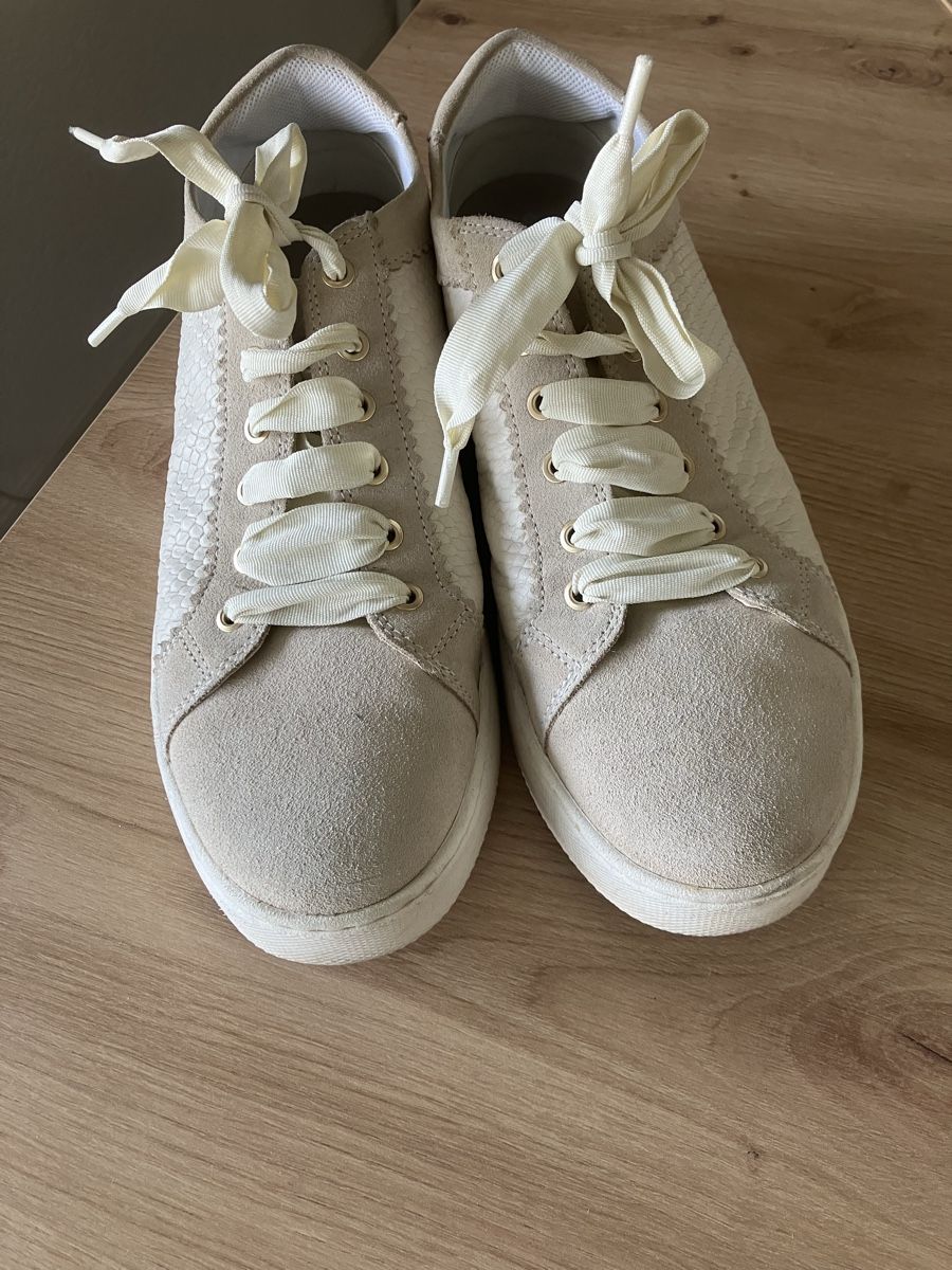 Geox Scarpe da donna: Geox Schuhe 41 – Usato da Unterengstringen venduto da Cipsi