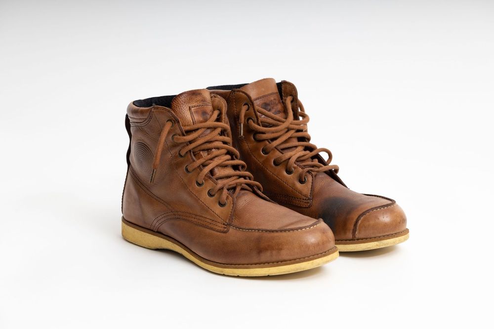 Alpinestars Monty V2 Motorradschuhe – Braun, Größe 45 – Retro-Lederstiefel Mit Knöchelschutz