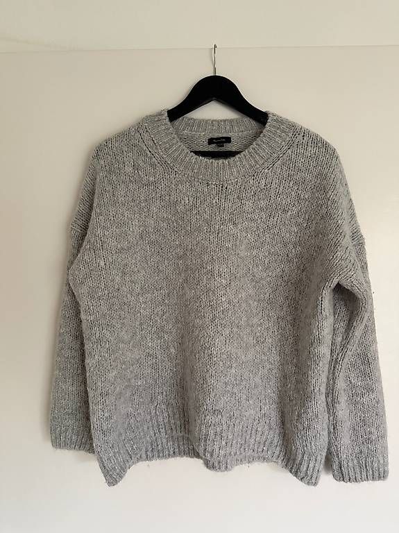 Pullover & Sweatshirts: Damenpullover Massimo Dutti XS S – Gebraucht aus Küsnacht ZH von nat_m97w