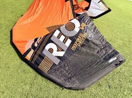 Kite OZONE REO V4 in 9m2
