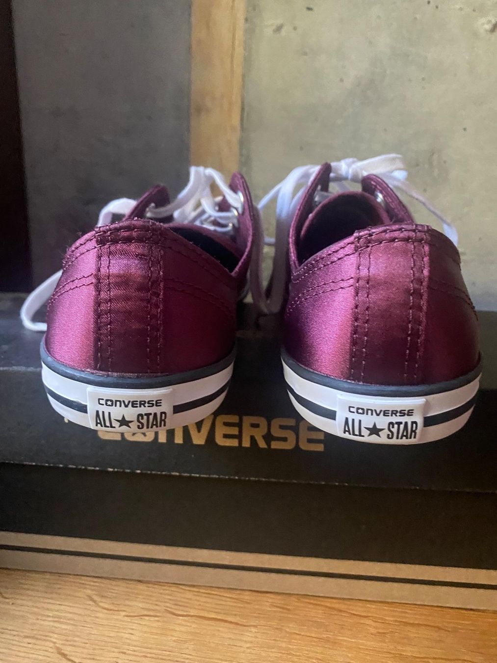 Converse Scarpe da donna: Elegante Converse All Star / Baskets élégants Taille 37.5 – Nuovo e nell'imballaggio originale da Gümligen venduto da Xochitl